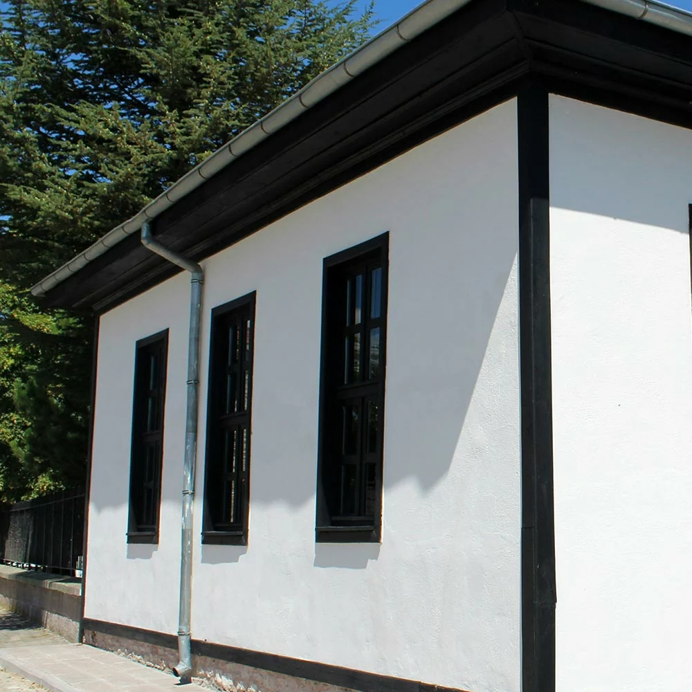 Ravalement de façades à Angers et Le Lion-d’Angers